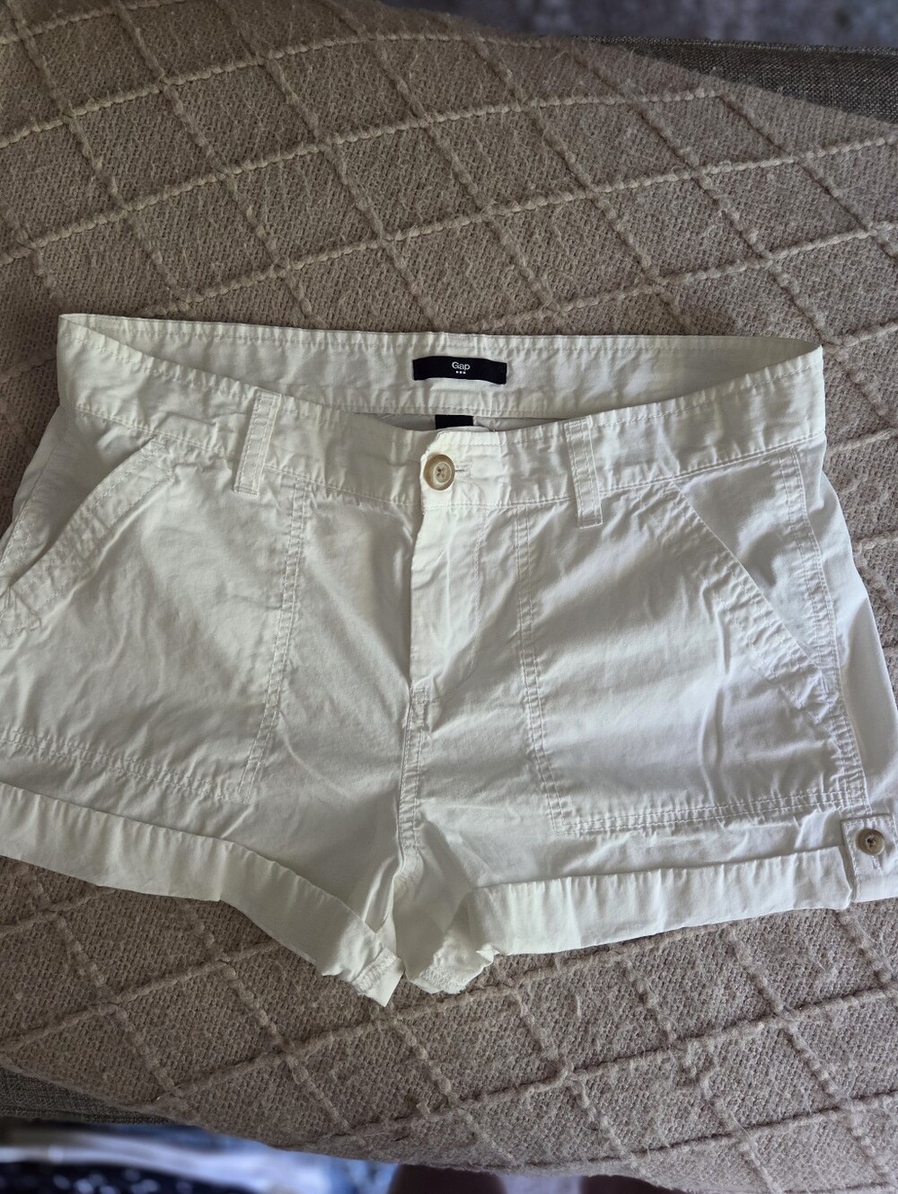 GAP White High-Waist Casual Cotton Shorts